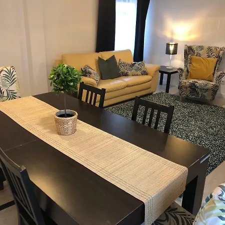 Casa Rosmaninho - *